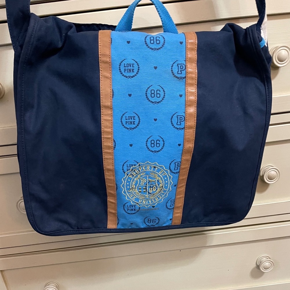 Victoria's Secret PINK Messenger Bag Navy